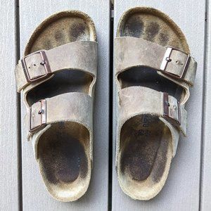 Women's Birkenstock Arizona Soft Footbed Sandal Oiled Nubuck Leather